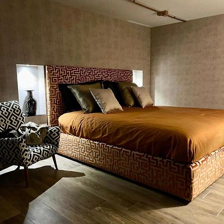 Portrait Luxury Loft Bari Exterior foto