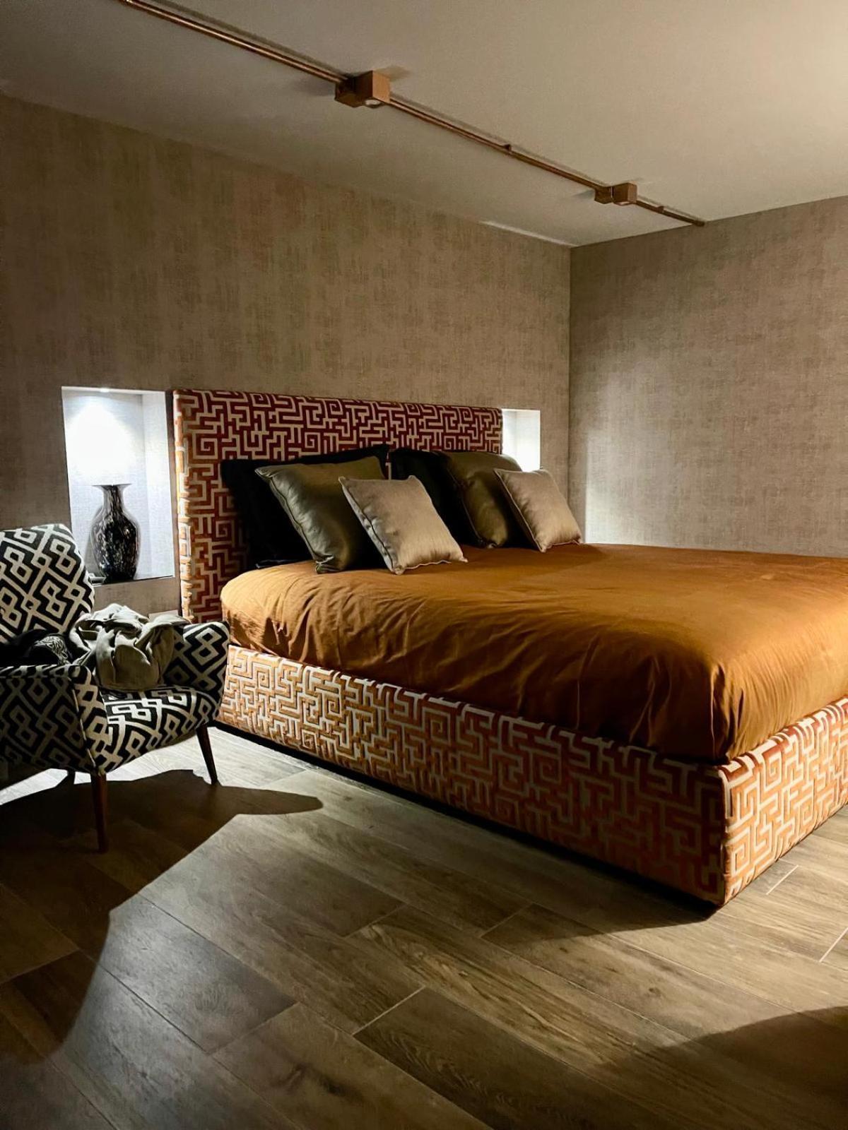 Portrait Luxury Loft Bari Exterior foto